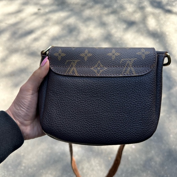 Vintage boho Louis Vuitton small odyssey crossbody bag - Picture 2 of 5